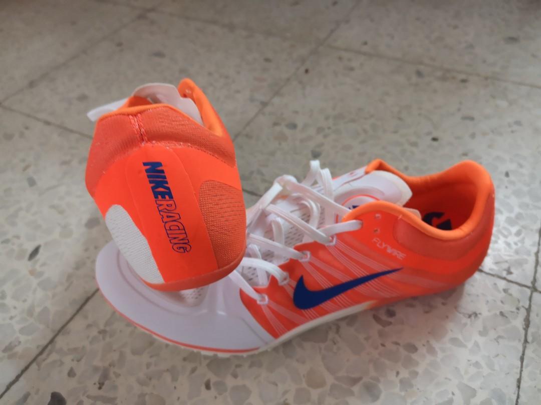 Nike flywire spikes hotsell