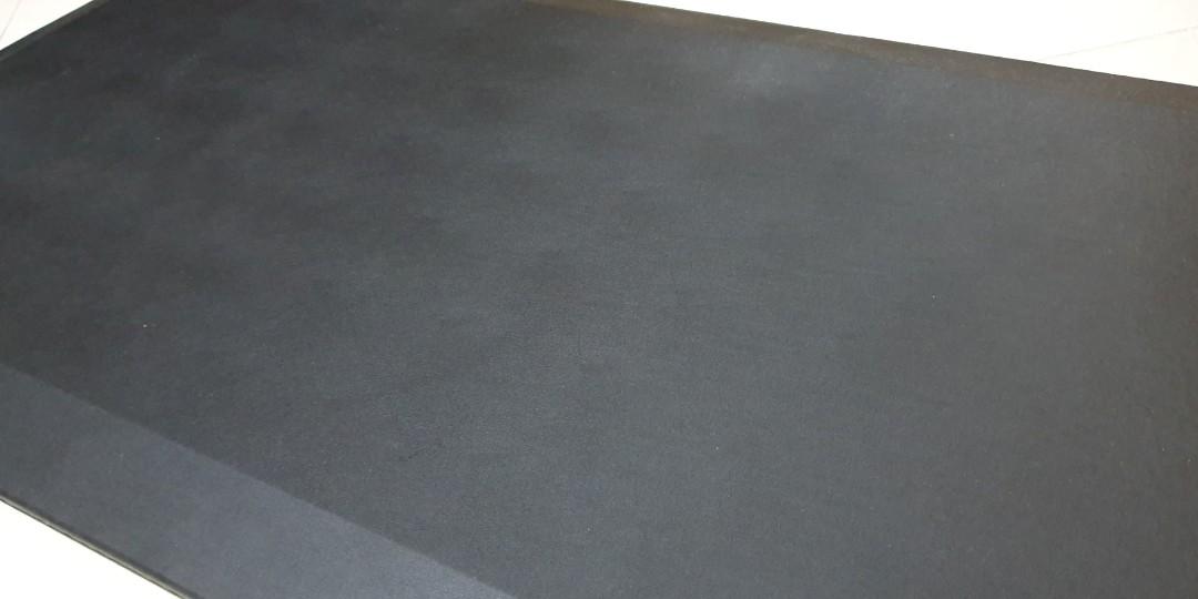 Omnidesk Atlas AntiFatigue Standing Mat, Computers & Tech, Parts