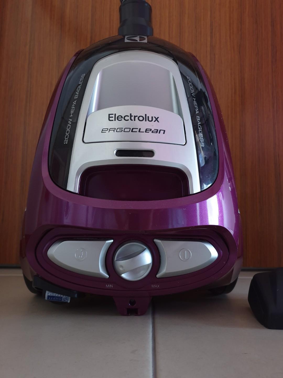 Electrolux ErgoClean Bagless Vacuum 