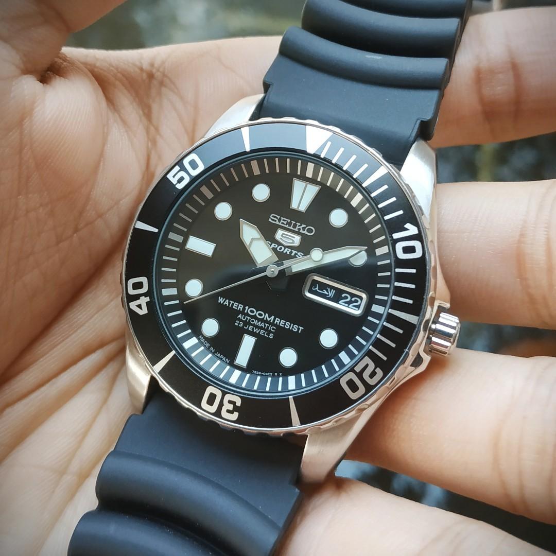 Seiko 5 Sports SNZF17 SNZF17J2 Sea Urchin Arabic Day Mulus Like New