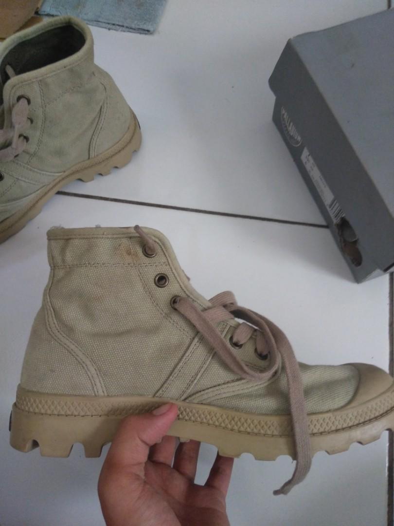 harga palladium boots