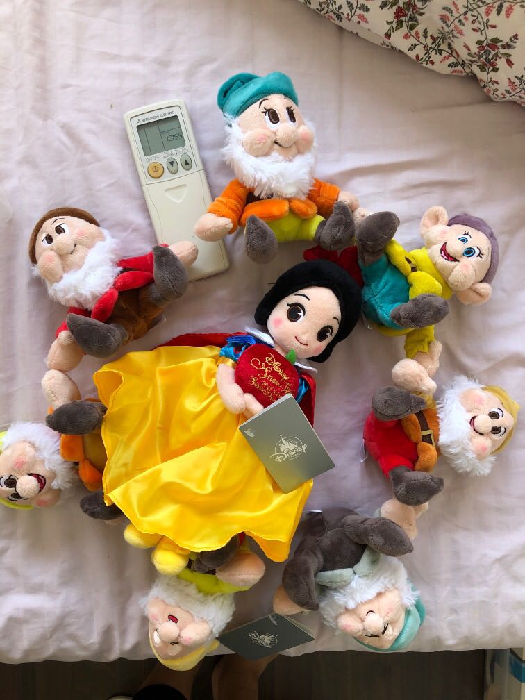 snow white and the seven dwarfs stuffed animals