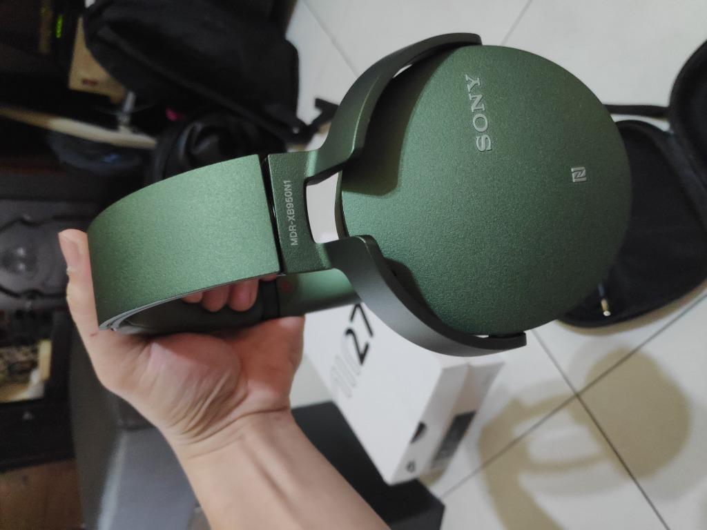 Sony MDR XB 950 N1 EXTRA BASS noise cancelling wireless headphone