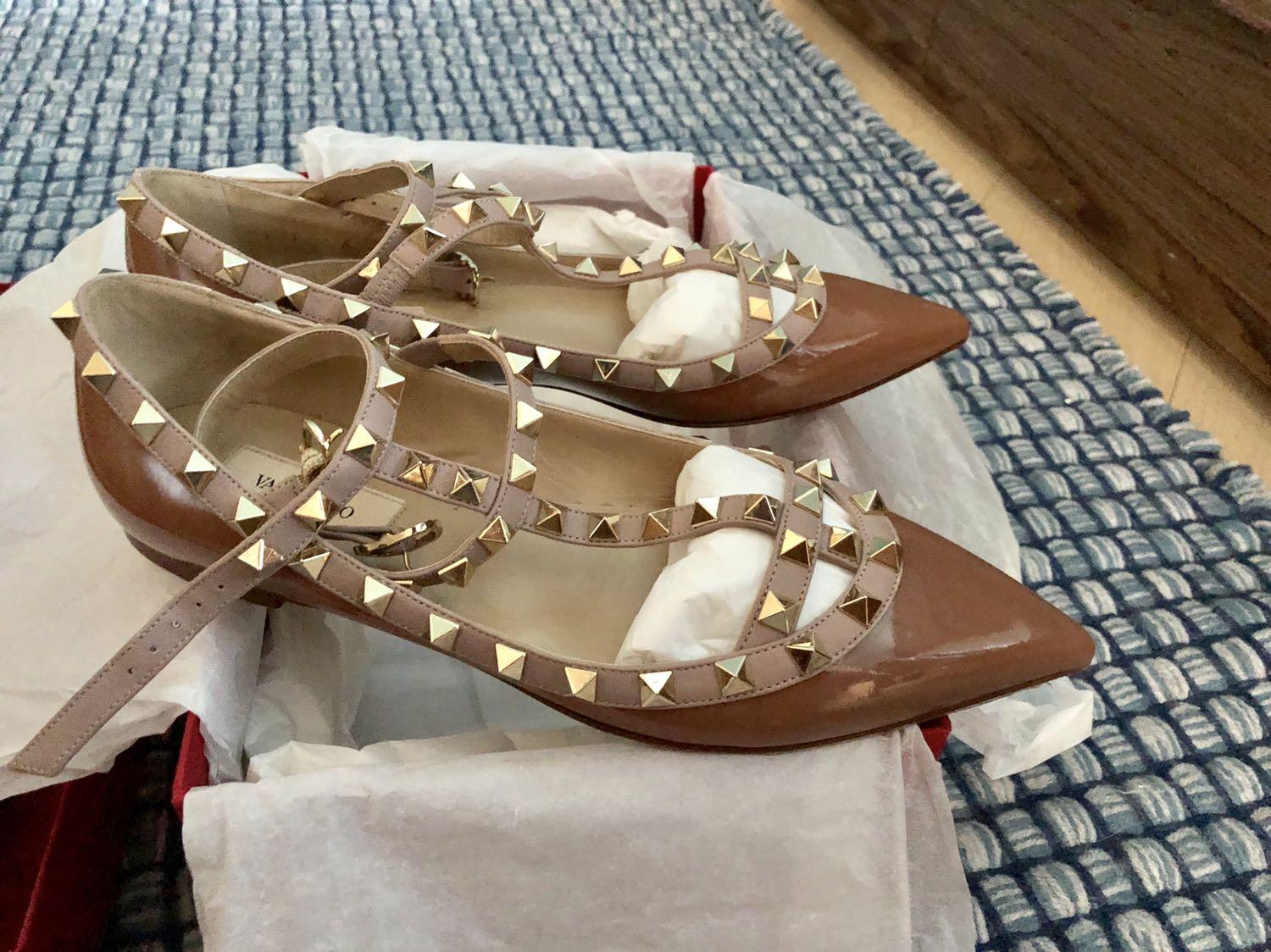 rockstud flats