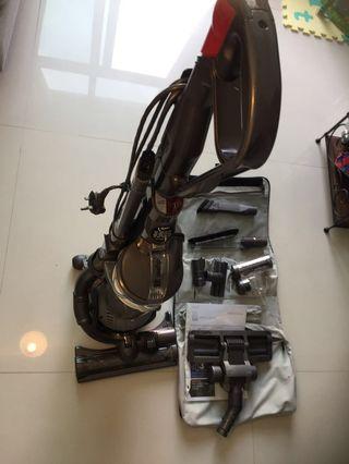 Dyson vacuum cleaner excellent condition
