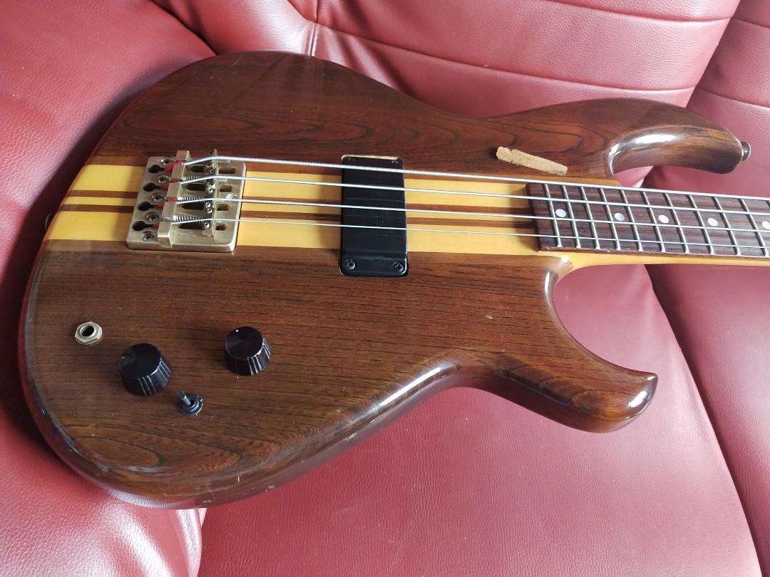 Aria Pro ii bass guitar SB700 w/Hard Shell Case made in Japan, Hobbies