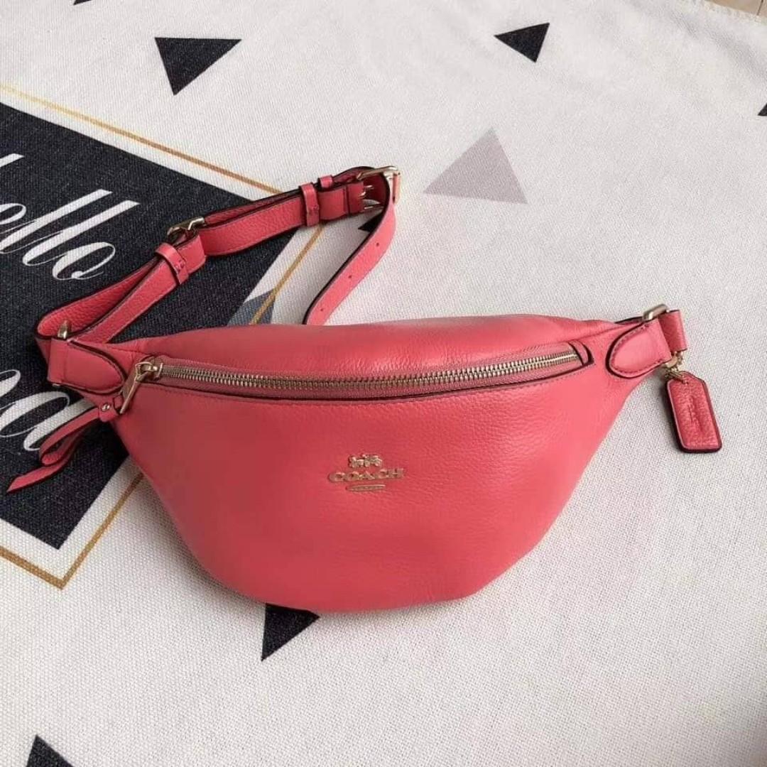 Coach pink 2025 fanny pack
