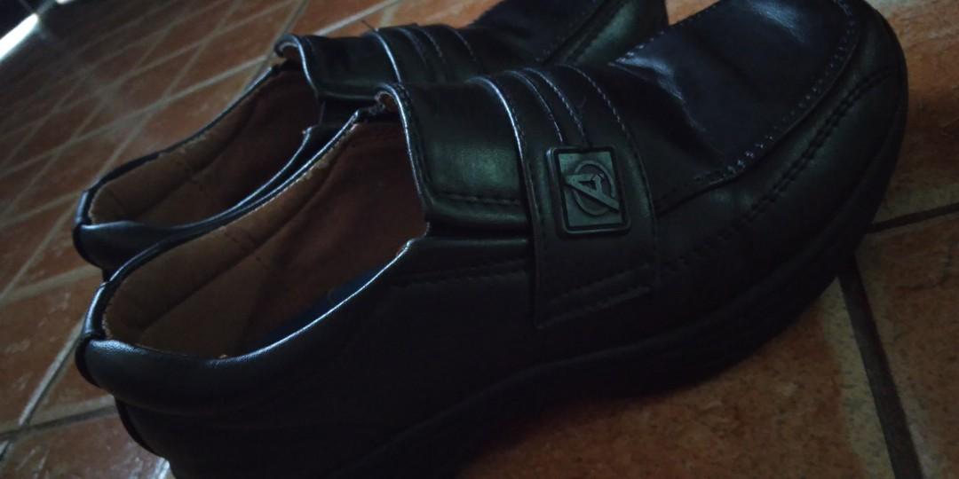 avengers school shoes
