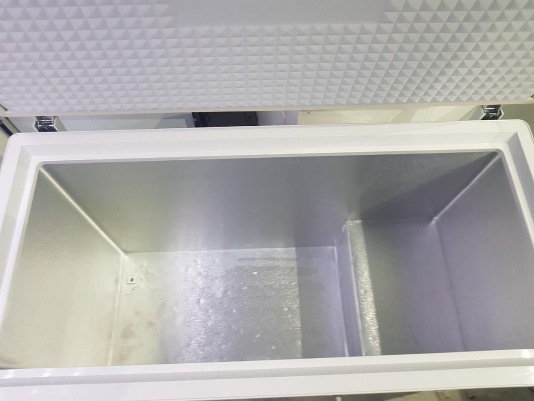 13 cubic feet chest freezer