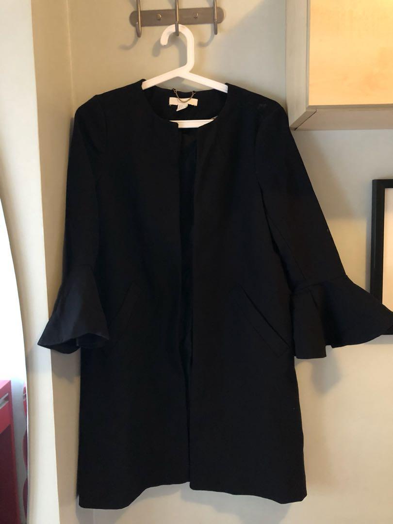 H&M Winter Jacket (Category: Coats, Jackets and Outerwear) located in Marikina City. Submitted by stuffandetc (Listing ID 241372772, Image 1). Description: .