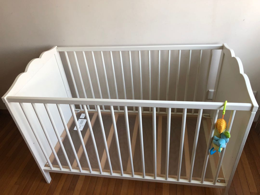 Ikea Baby Crib letting it go for free, Babies & Kids, Baby Nursery