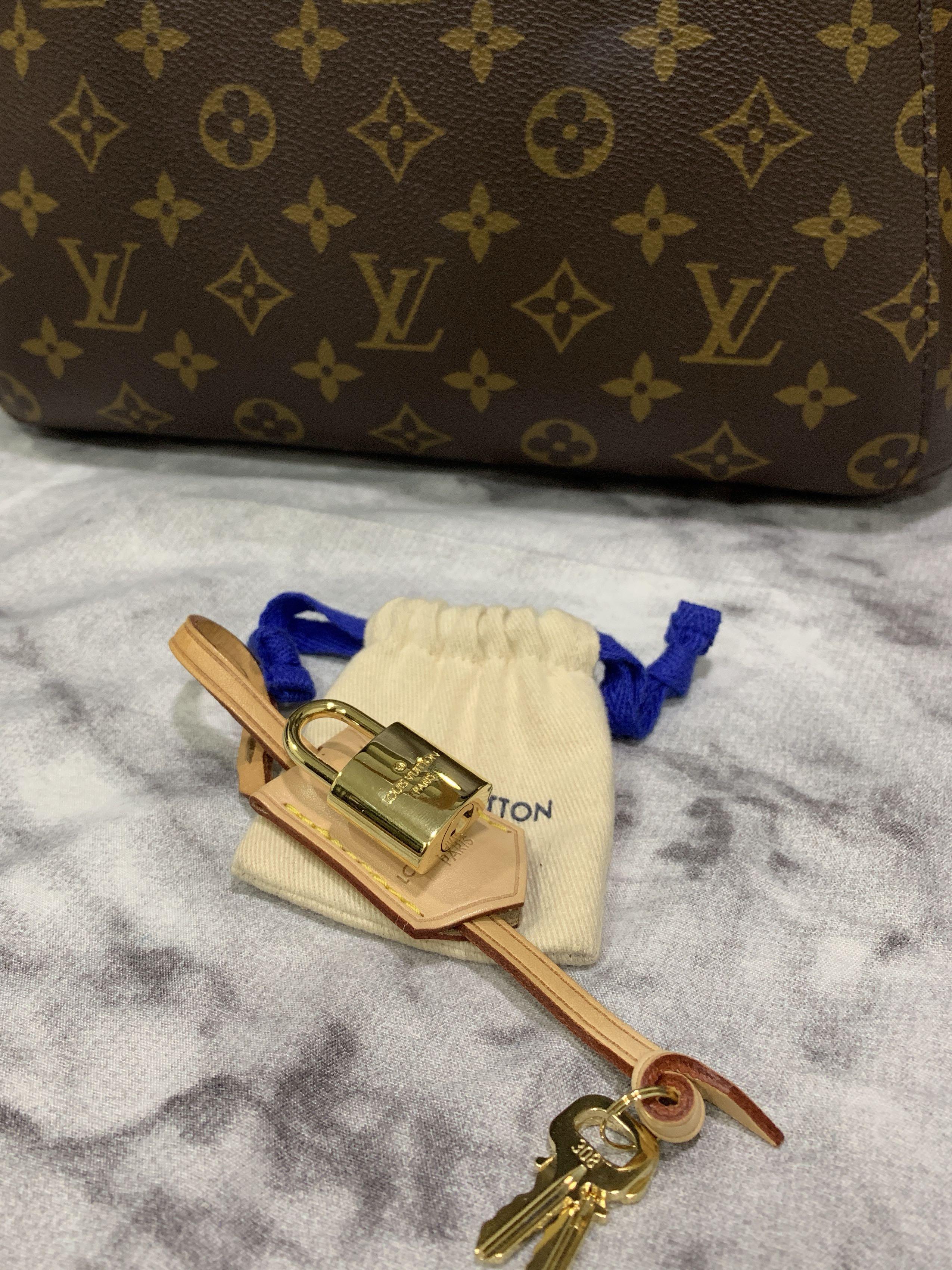 * negotiable * louis vuitton montaigne bb