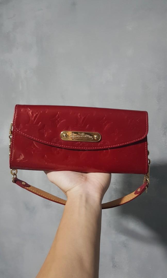 louis vuitton red clutch