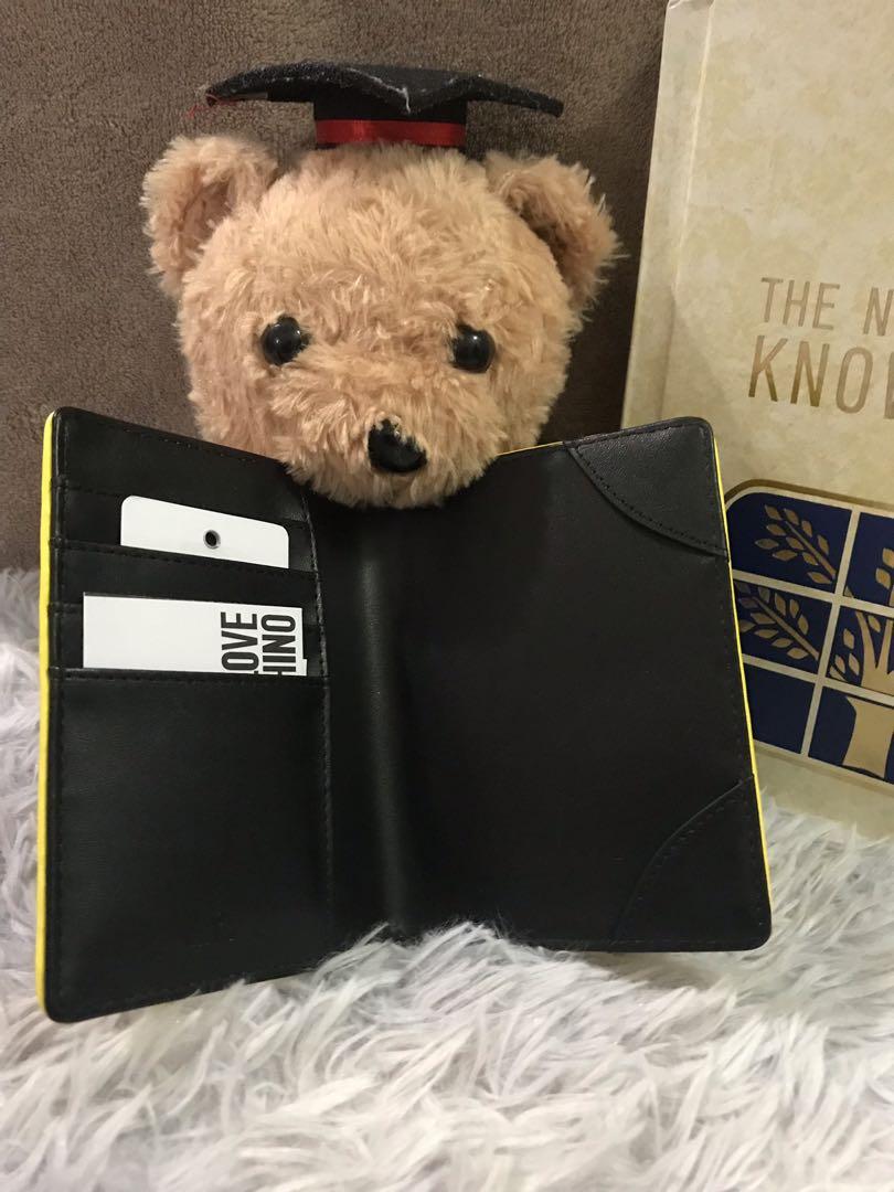 Moschino passport holder outlet