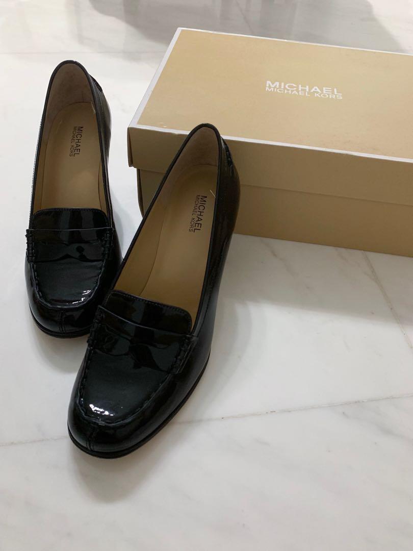 michael kors bayville loafer