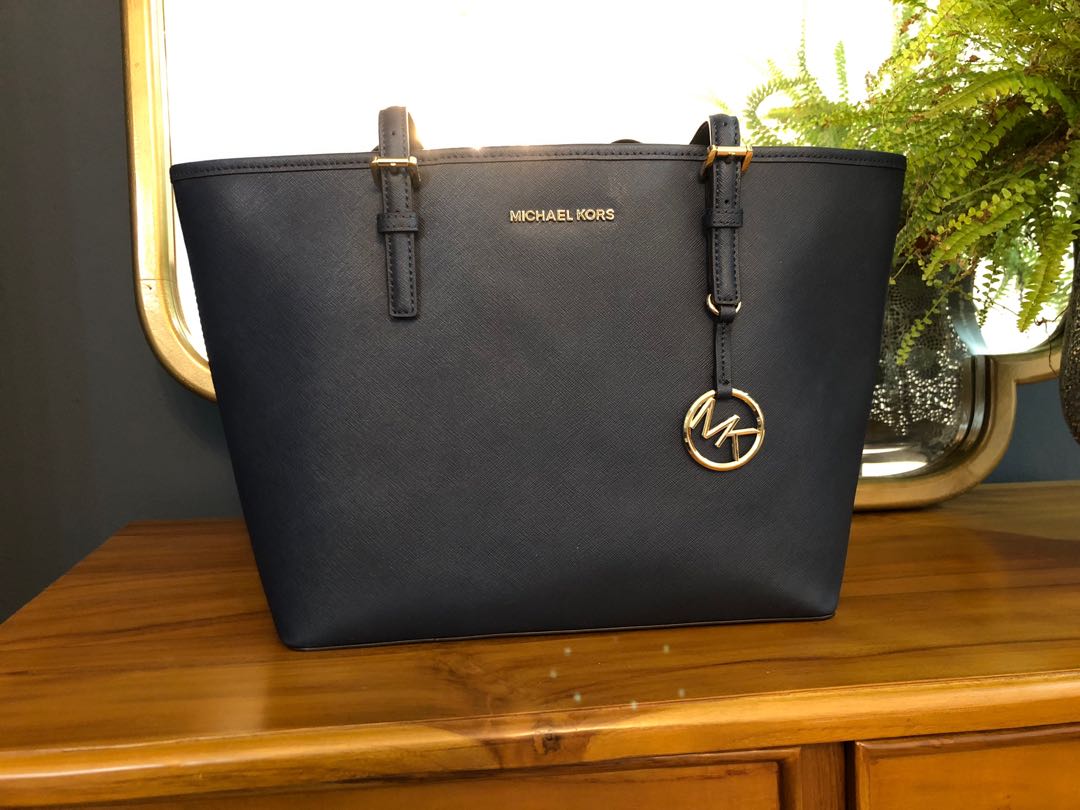 Michael kors jet on sale set medium carryall tote