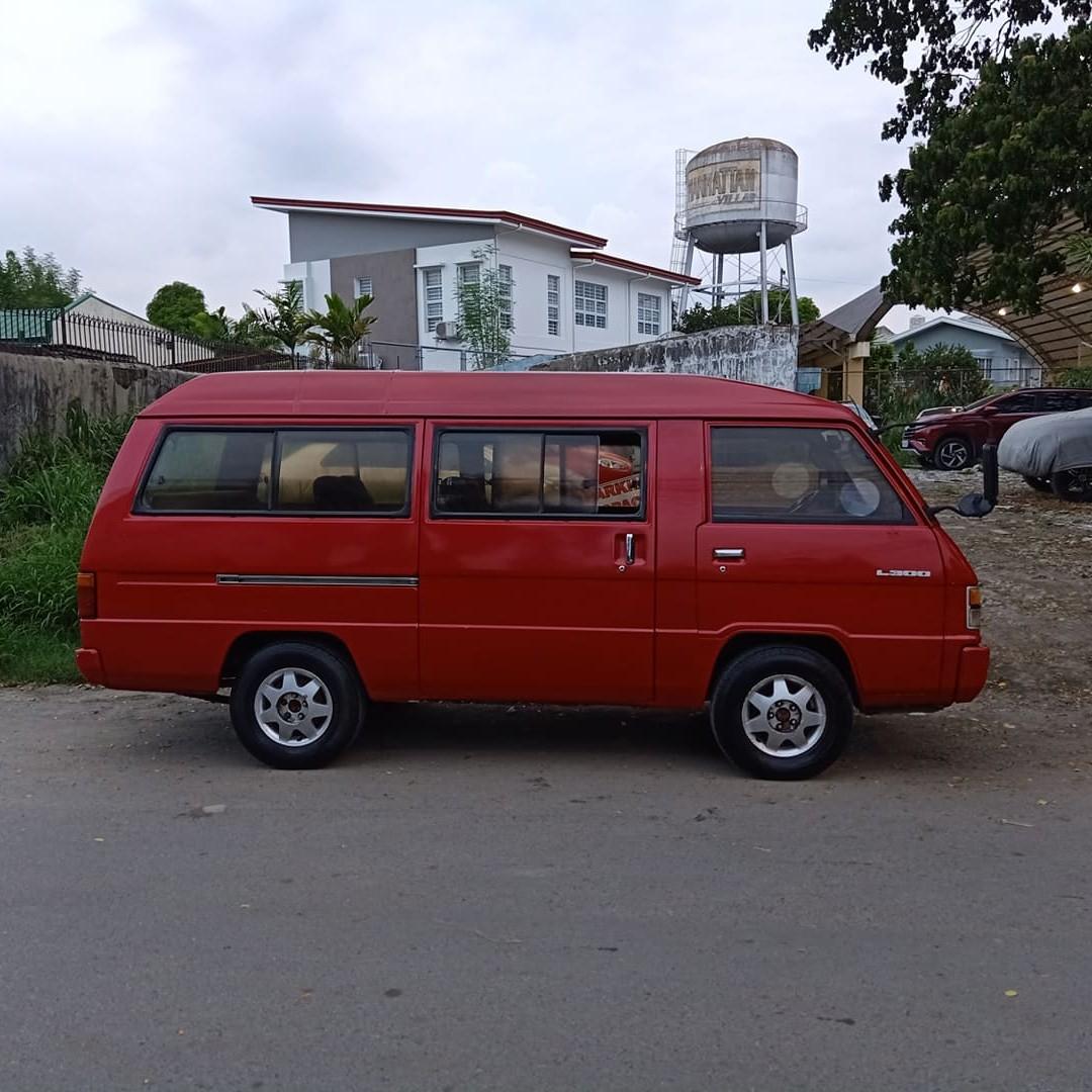 L300 versa sales van for sale