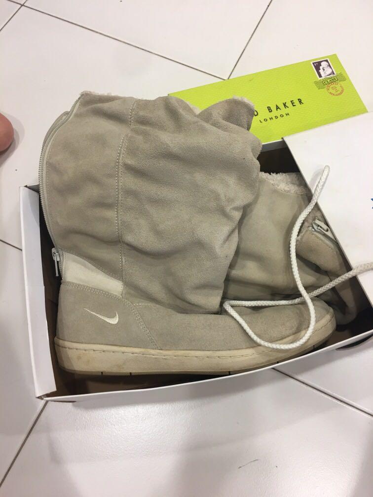 suede nike boots