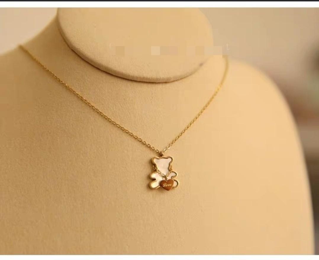 special necklace for girlfriend