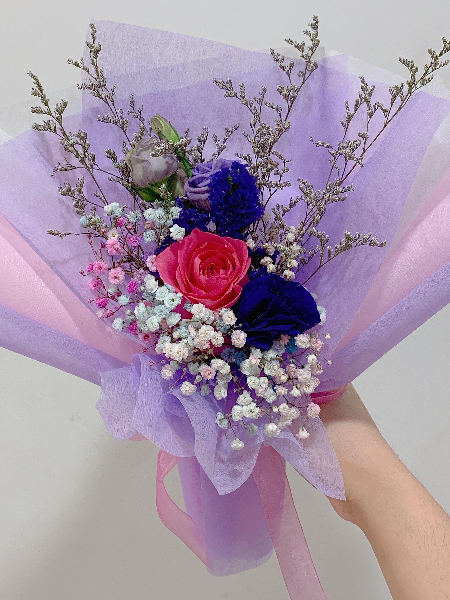 Sale Single Stalk Rose Bouquet On Carousell