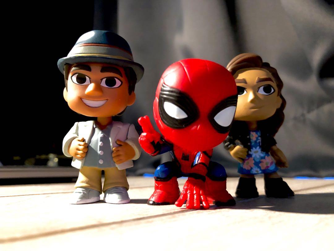 Mystery minis spider man far from outlet home