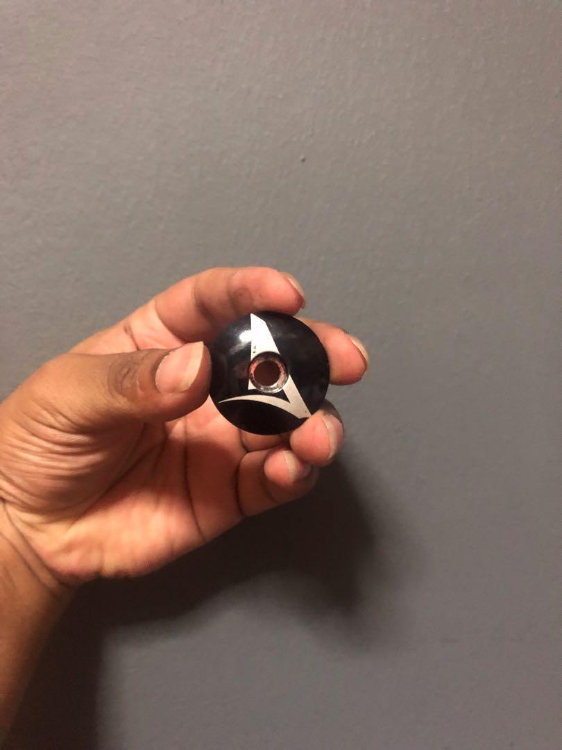 Stem caps!! (Category: Bicycles) located in Singapore. Submitted by shween29 (Listing ID 241270046, Image 1). Description: Aventon stemcap $10 I don’t know what brand stemcap $5 Tange seiki stemcap $15 Dosnoventa stemcap $20 Comes without bolt. .