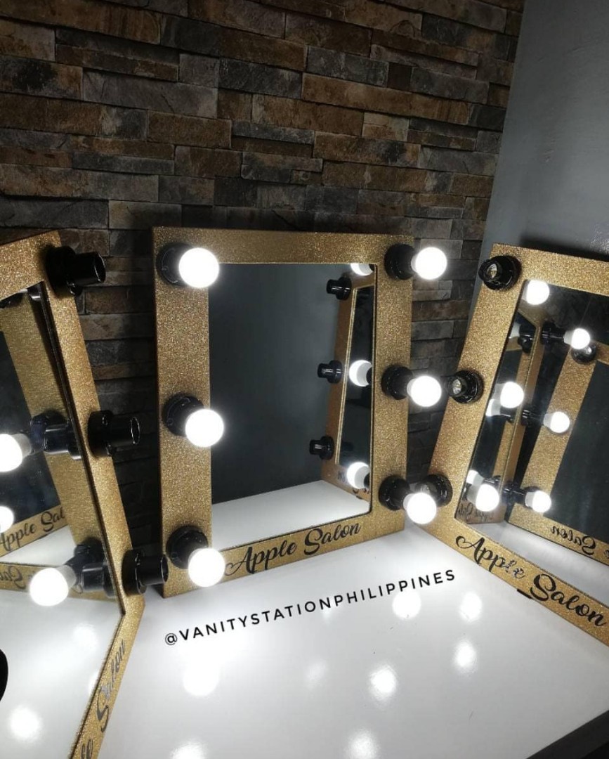 Vanity mirror for makeup artist high 
