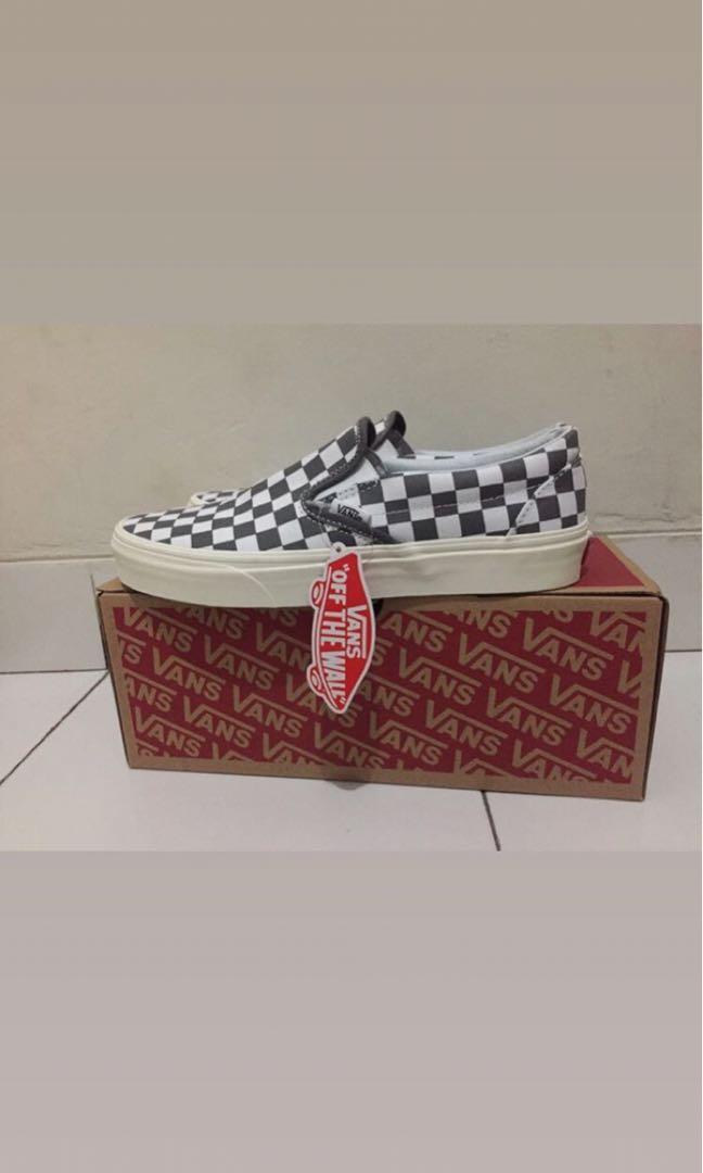 vans authentic checkerboard marshmallow