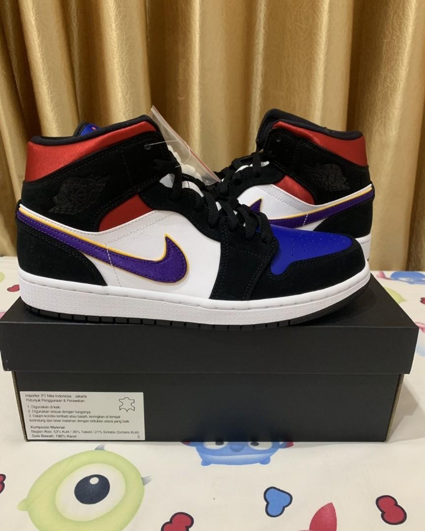 Air Jordan 1 mid top 3, Fesyen Pria, Sepatu , Sneakers di Carousell