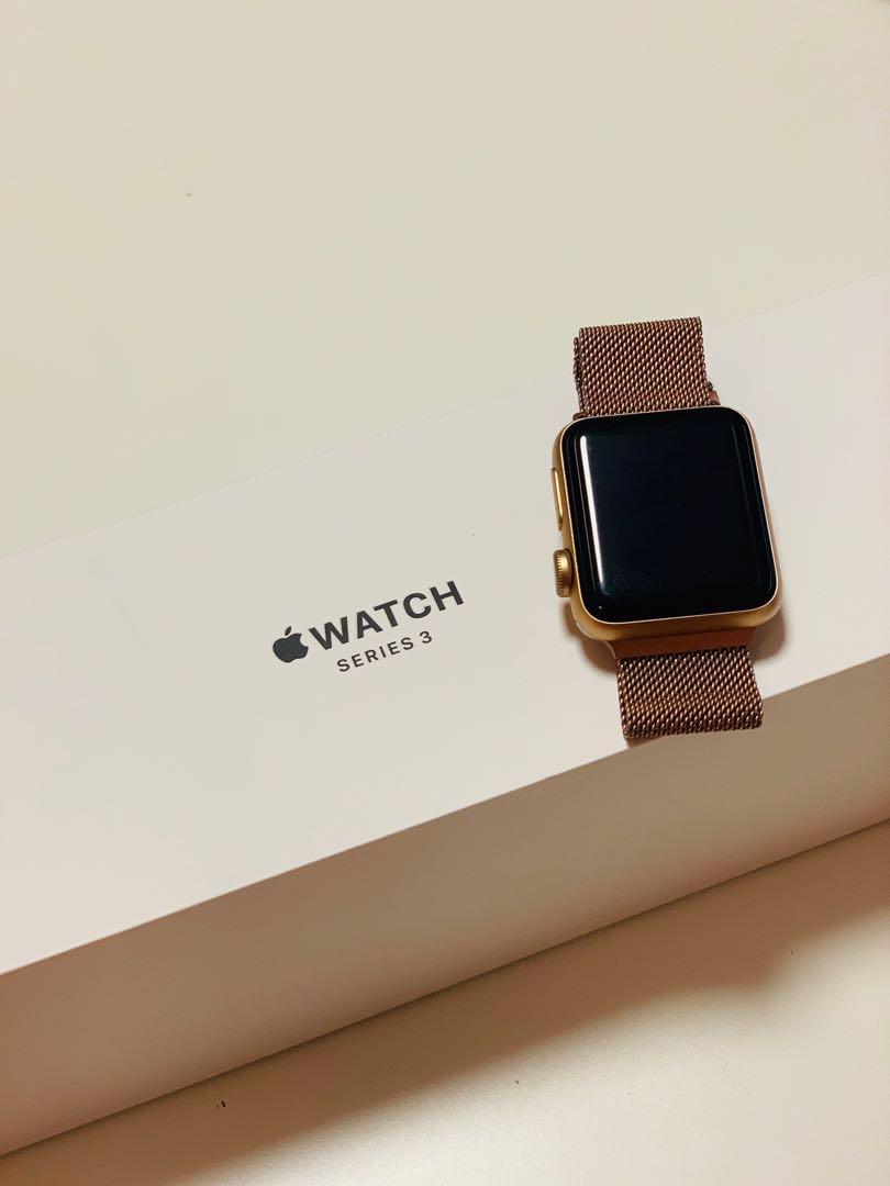 Apple Watch Series 3 38mm Gold Aluminum, 電子產品, 其他- Carousell