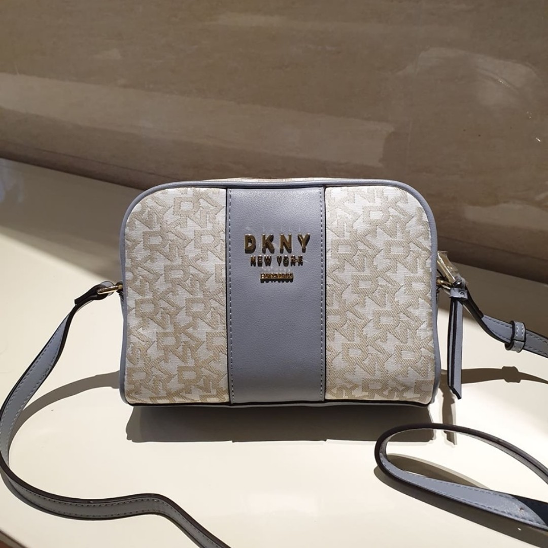 DKNY Noho Camera Bag T&C Logo Light Blue/Beige, Women's Fashion, Bags