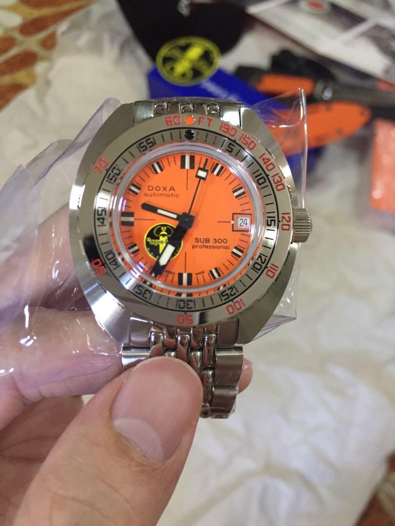 Doxa SUB 300 Professional Black Lung Reissue Aqualung Limited Edition with collector s full goodies kit