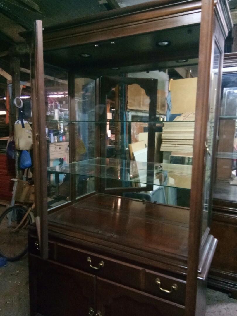 Sale Drexel Heritage China Cabinet On Carousell