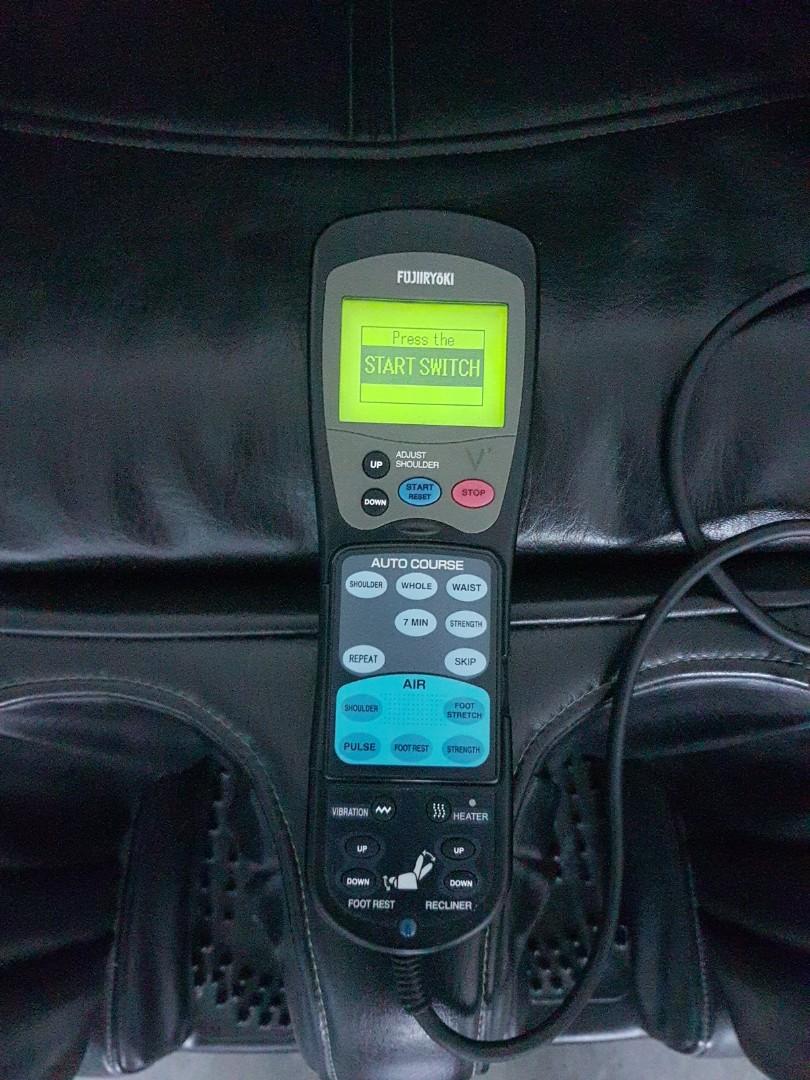 Fujiiryoki Cyber Relax Massage Chair For Sale Sports Weights