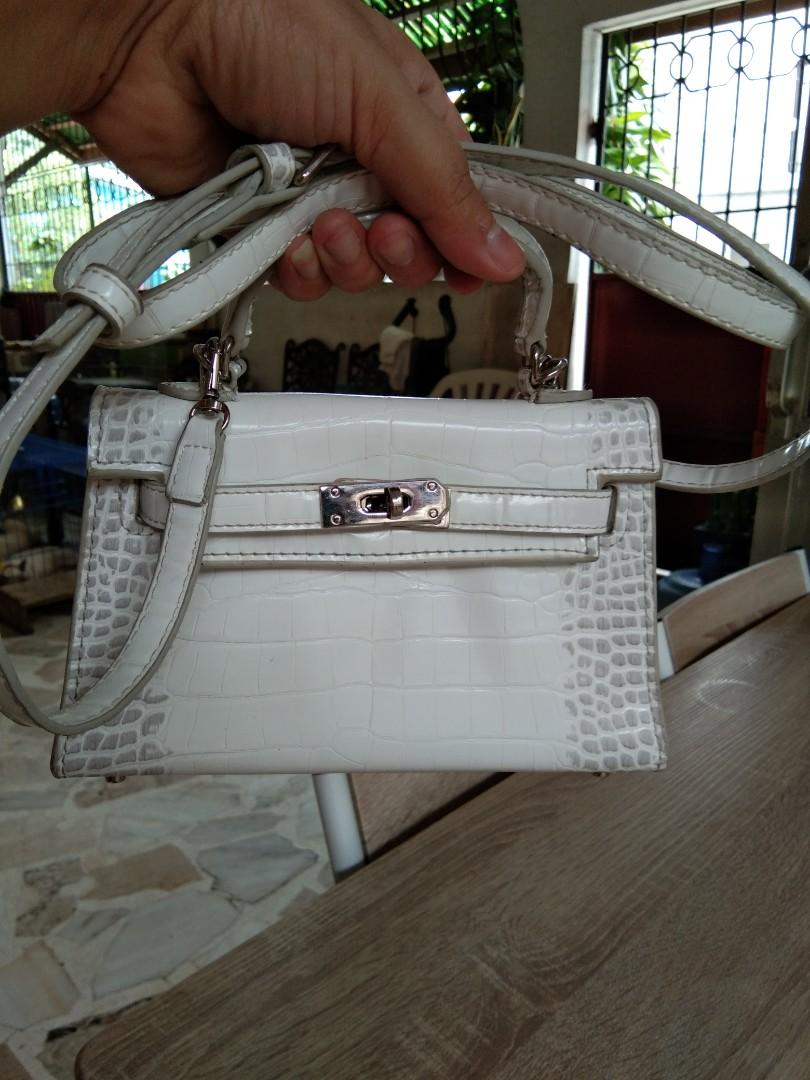 Hermes Kelly small (Himalayan inspires), Women's Fashion, Bags & Wallets,  Purses & Pouches on Carousell