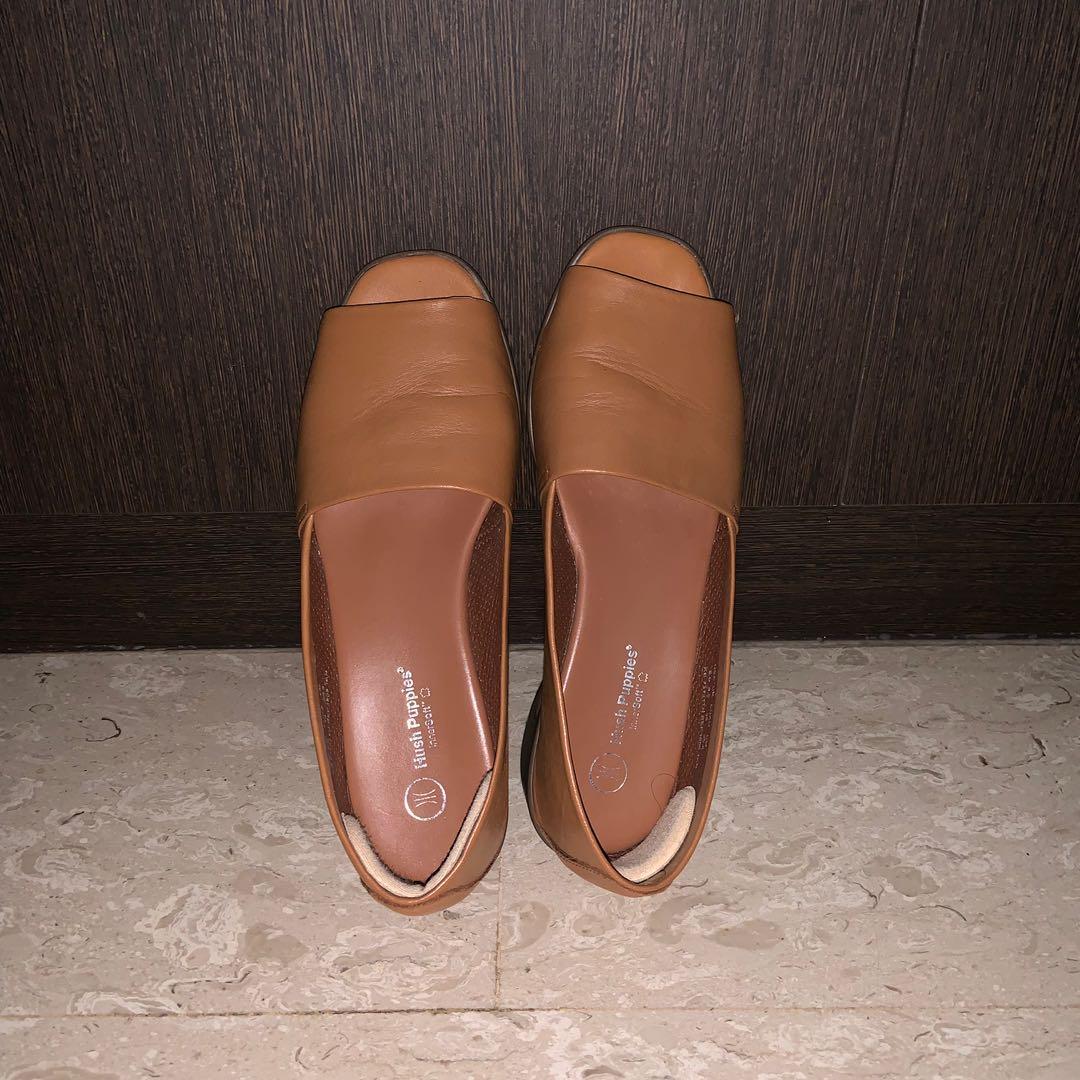 hush puppies closed toe sandals