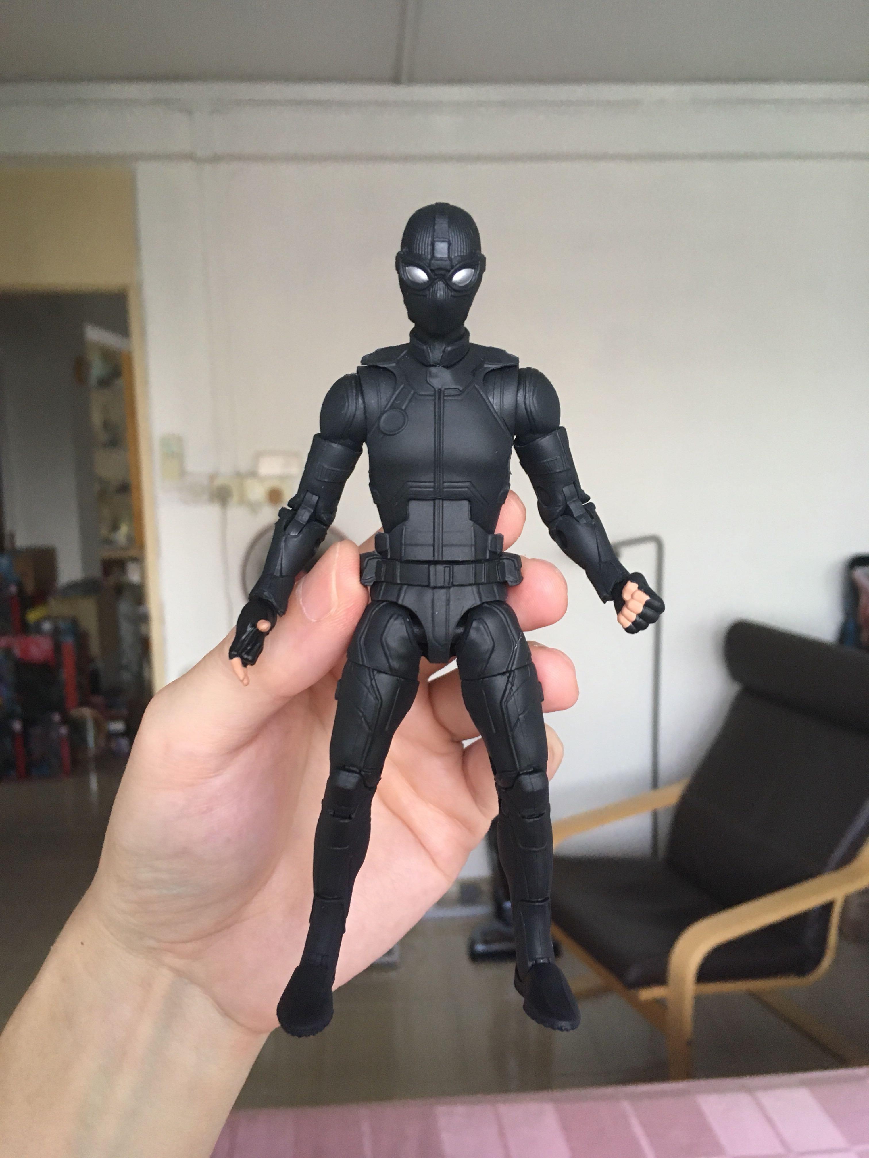 Marvel Legends Spider-Man Far From Home Stealth Suit Action Figure Hasbro 