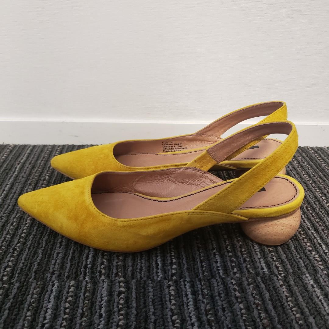 Matiko circa top slingback pumps