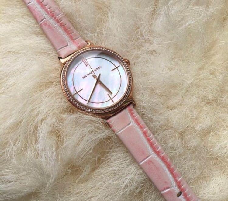 Michael Kors Cinthia Mother of Pearl Dial Ladies Watch MK2663