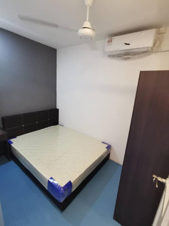Room For Rent Taman Pelangi Near Ksl Ciq Sentosa