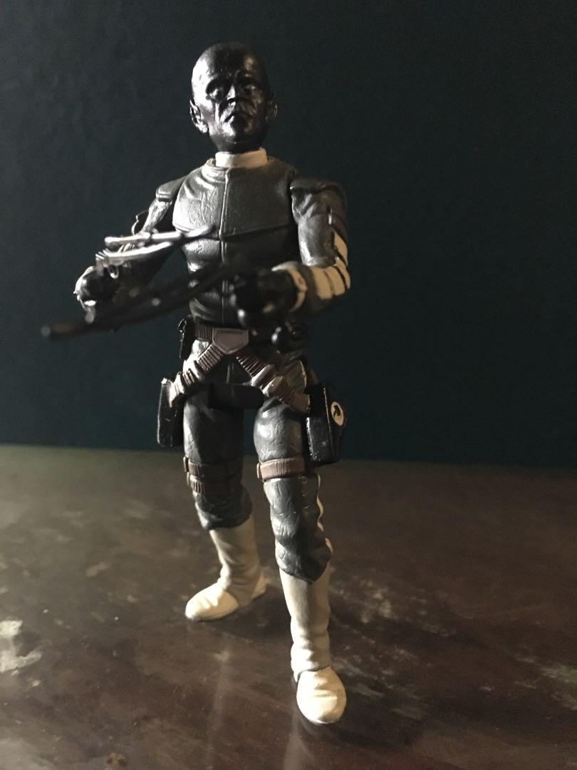 Star Wars Djas Puhr Alien Bounty Hunter Toys Games Toys On Carousell