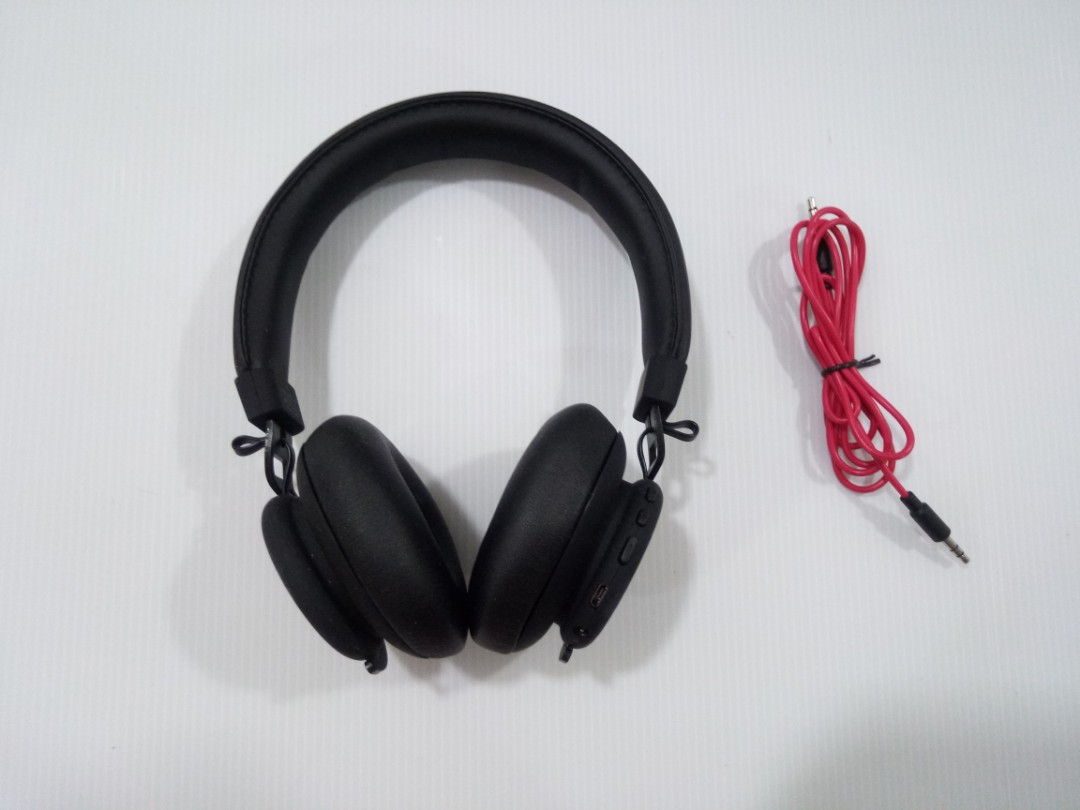 target bluetooth headphones price