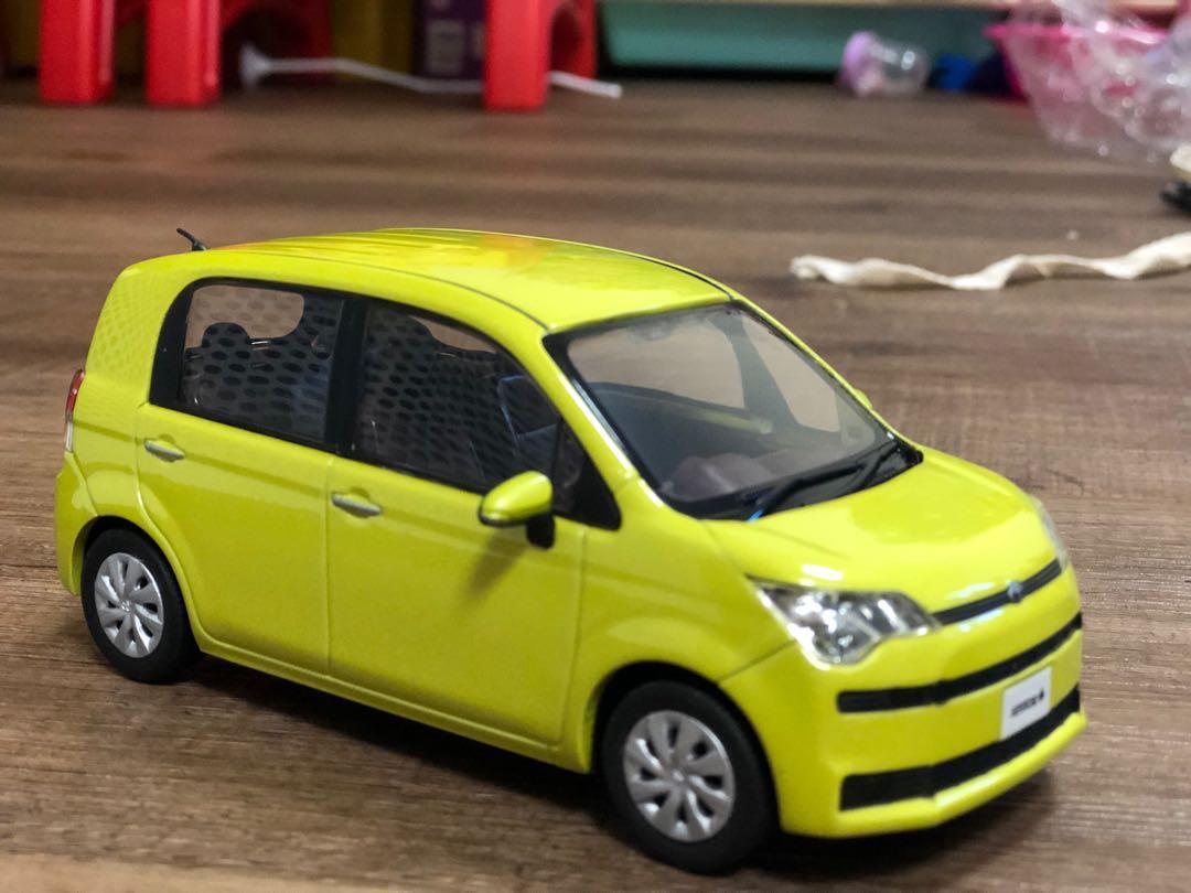 Tomica sale toyota spade
