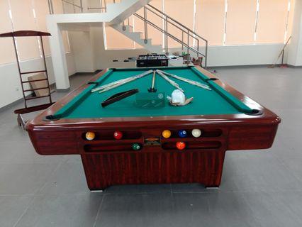 Pool Billiard Table  from RELSWICK!