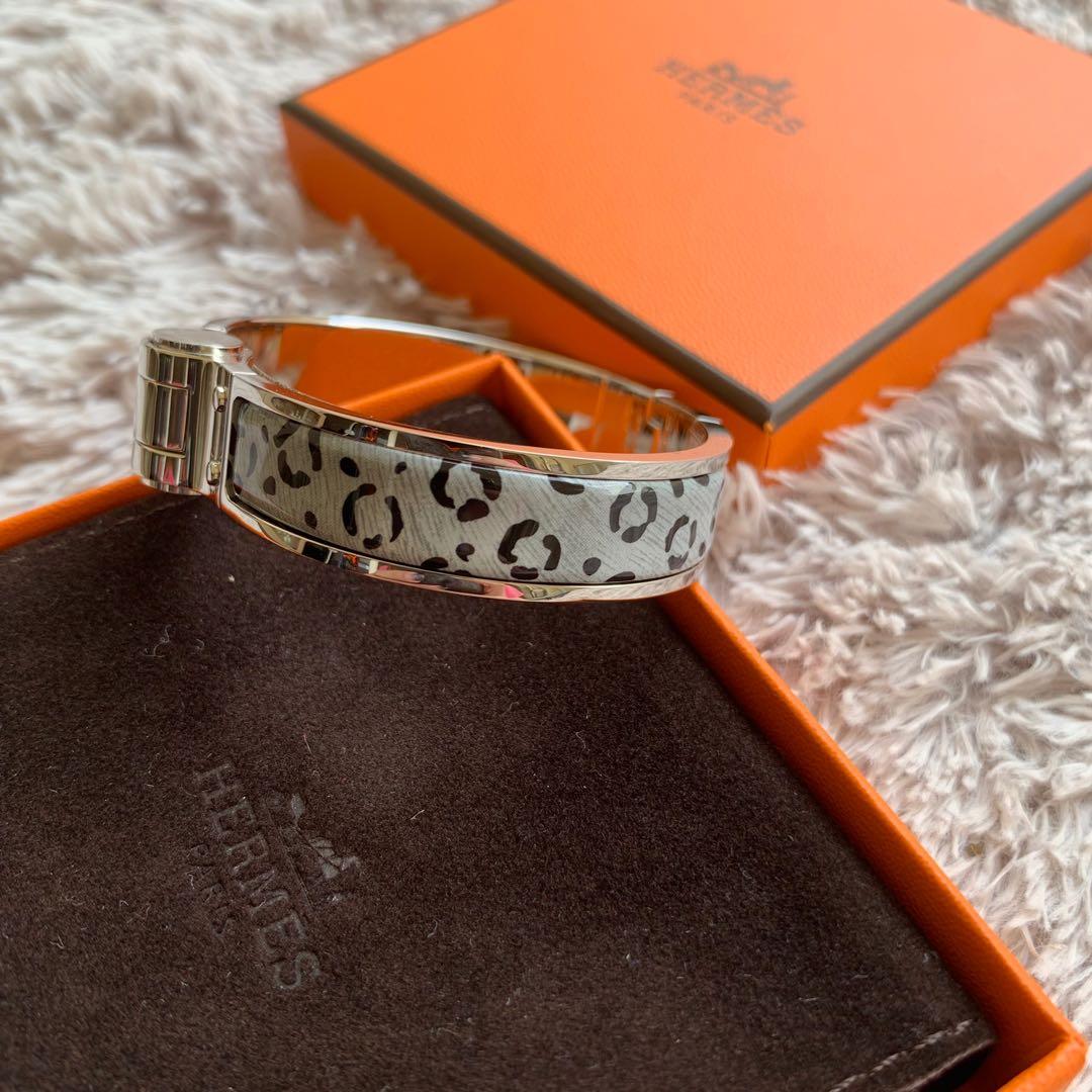 Baobab cat hinged bracelet deals