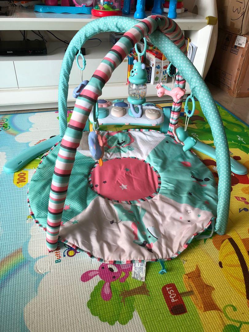 the play gym