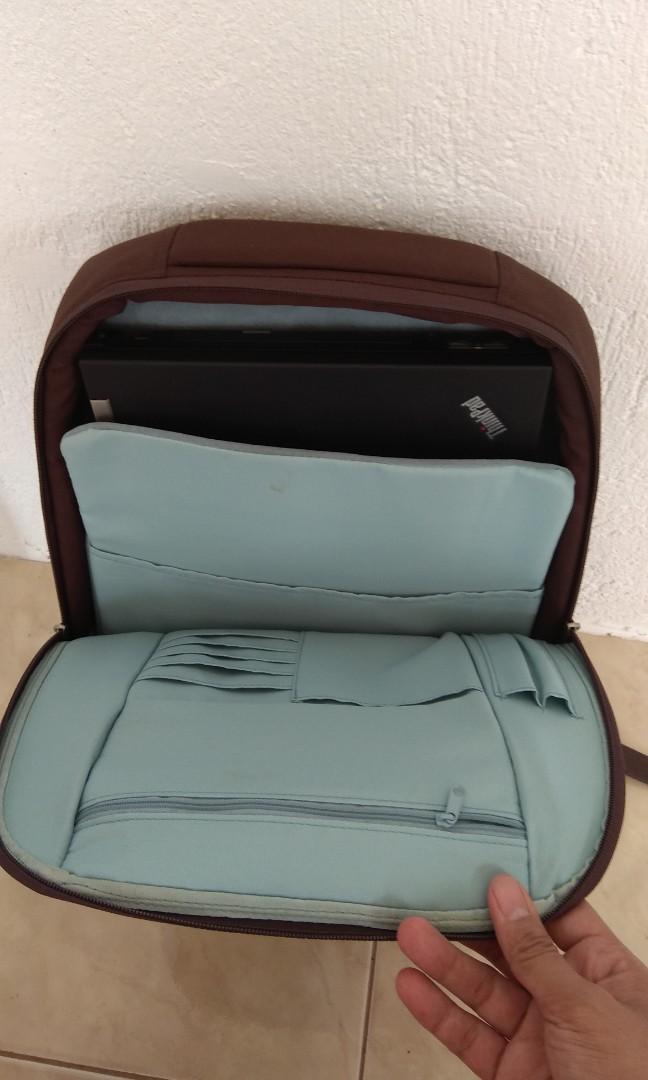 Belkin laptop bag, Men's Fashion, Bags, Backpacks on Carousell