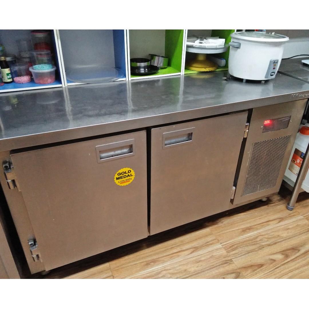 COLBIN UNDERBAR CHILLER, TV & Home Appliances, Kitchen Appliances