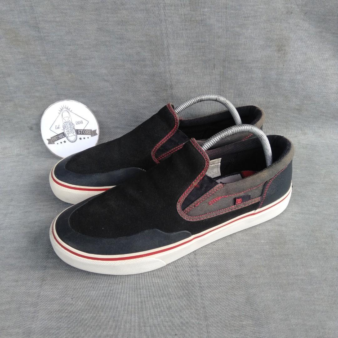 DC X BAKER TRASE SLIPON Fesyen Pria Sepatu Sneakers di Carousell