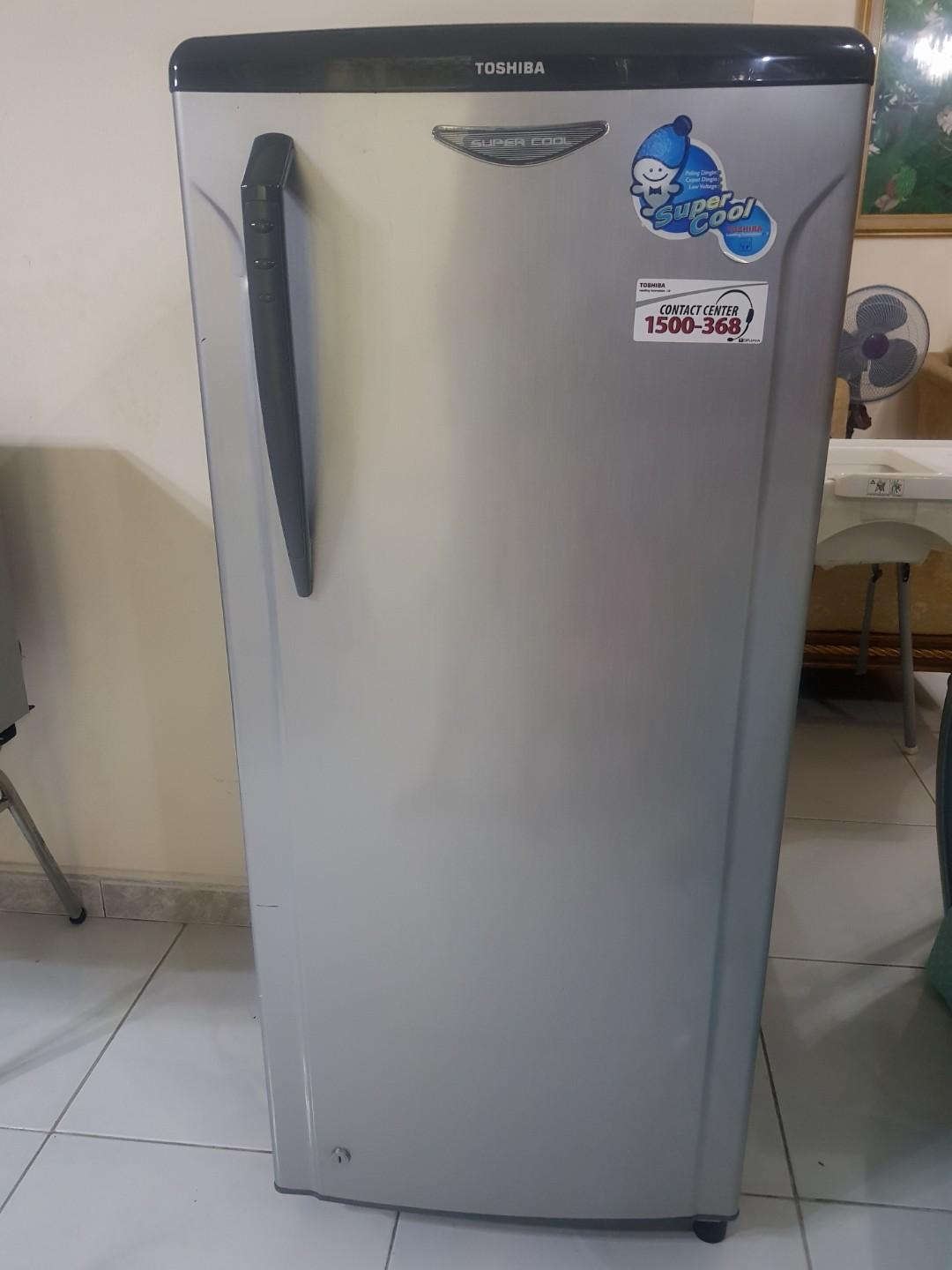 Freezer Asi Toshiba 6 Rak Preloved Kulkas Second Kitchen Appliances Di Carousell